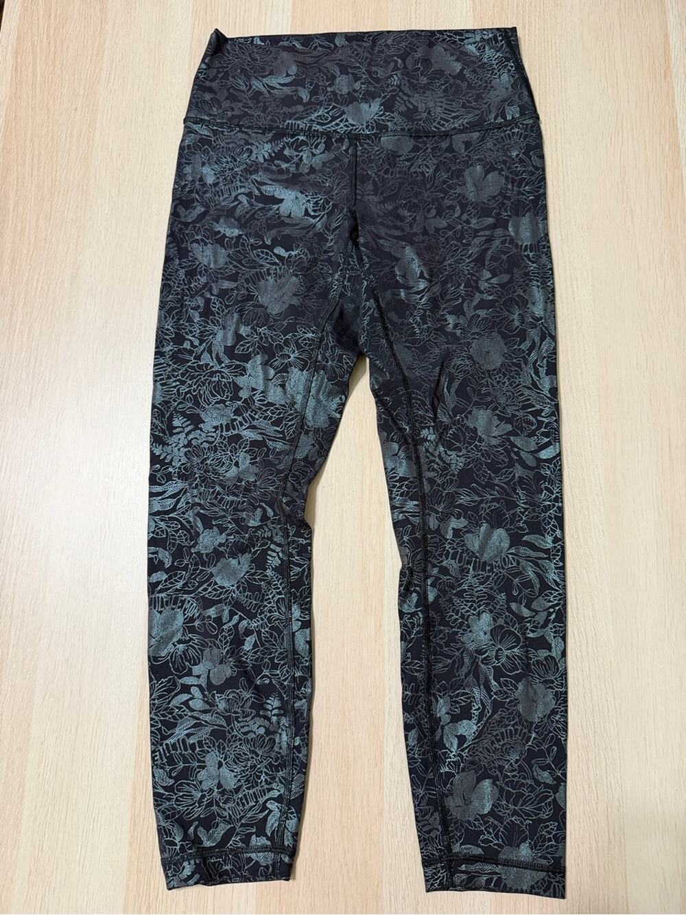 lululemon athletica Wunder Train HR 25” Foil Black Floral Print Leggings